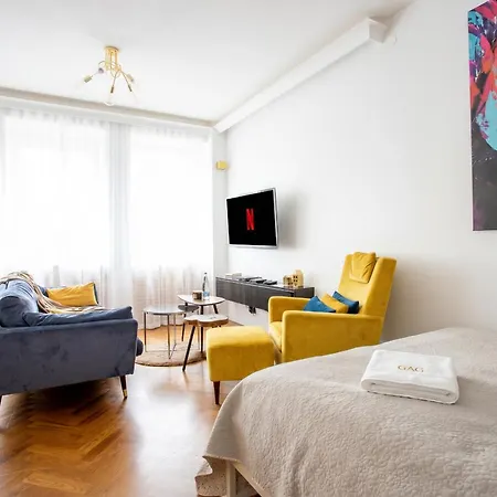 Comfort Center - Zurawia Апартаменти